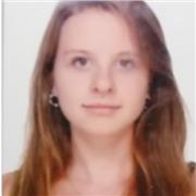 Profesora y estudiante de psicología para ayudar a personas de educación primaria, secundaria y bachillerato